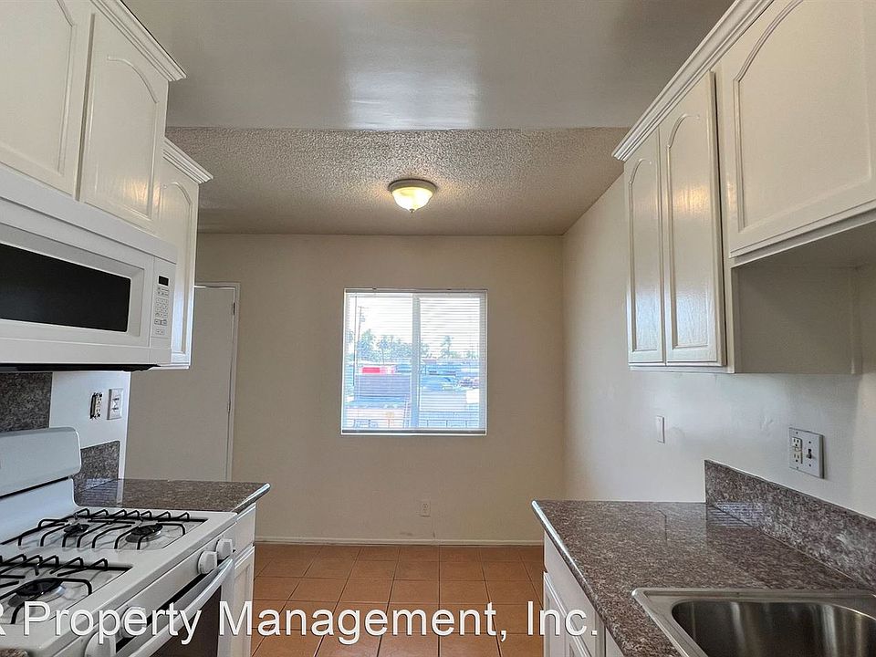 2nd image of 1501 E South St #6