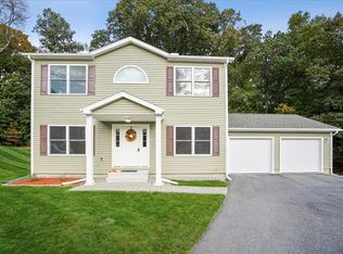 16 Ellie Way, Worcester, MA 01613