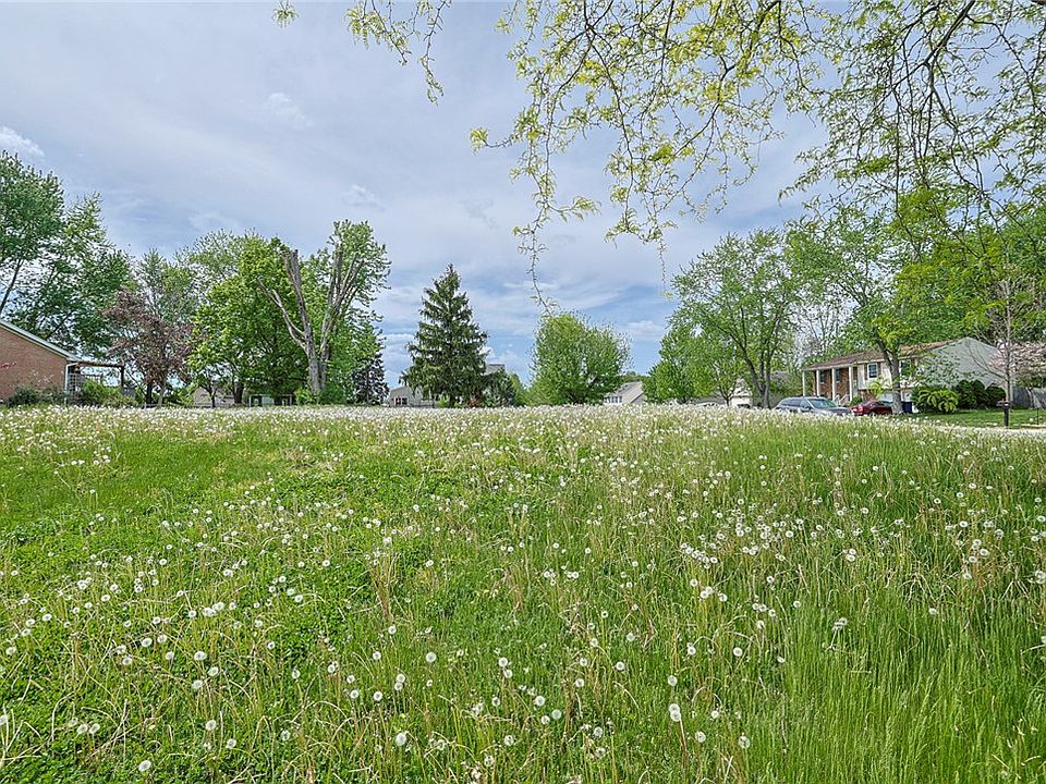 1st image of 4739 Strathaven Dr