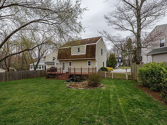 2nd image of 1045 Hyde Park Dr