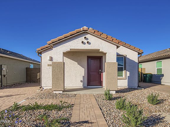 2nd image of 36086 W MADDALONI Avenue