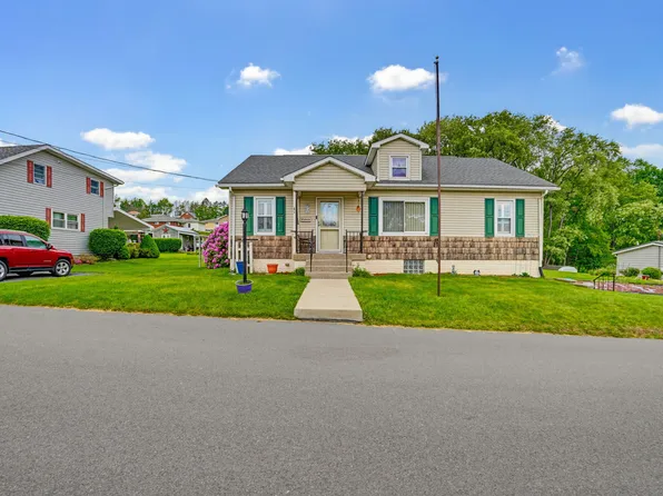 418 Myrtle Ave, Punxsutawney, PA 15767