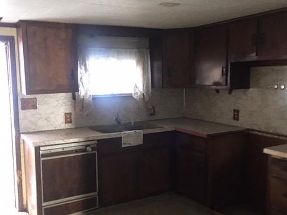 3rd image of 22 W Spruce St