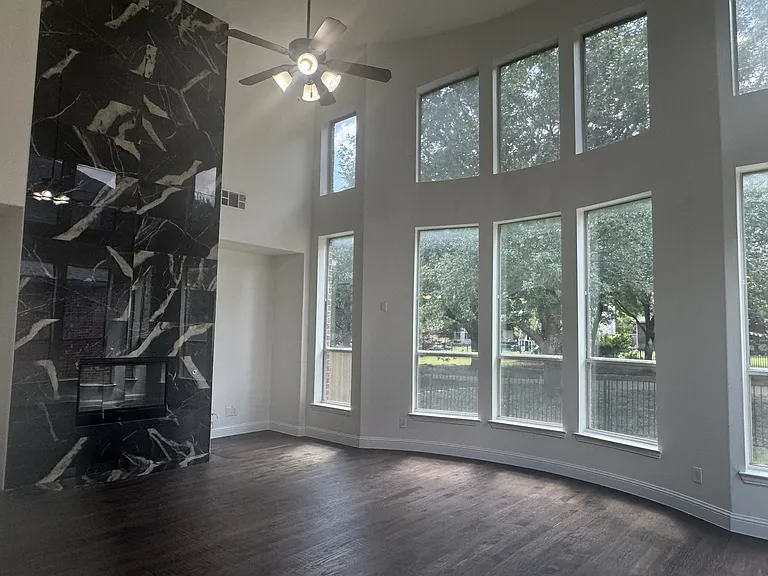 5967 Hidden Creek Ln — Photo 17