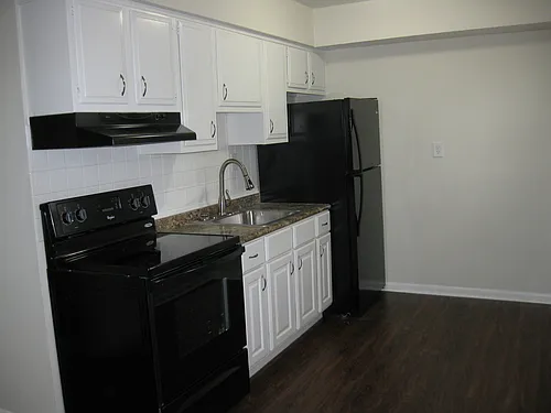 840 Little Bay Ave Photo 1