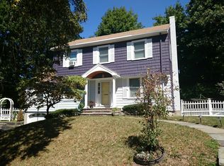 77 Sunset Hill Rd, West Roxbury, MA 02132