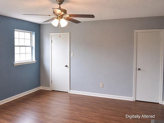 5th image of 209 Janet Dr
