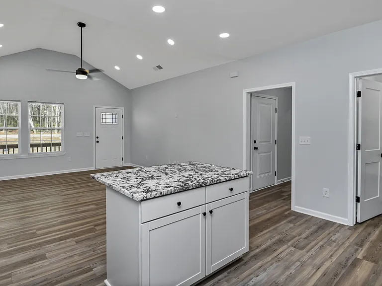 32 Roberson St — Photo 13