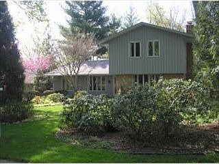 2nd image of 2302 E Woodstock Pl