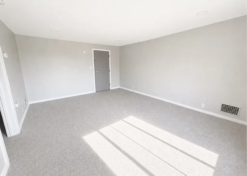 12 Knowlton Avenue — Photo 3