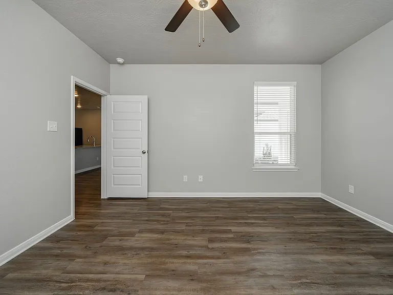 1129 Trellis Pass — Photo 25
