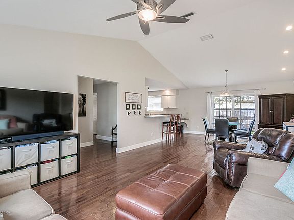 5th image of 1440 Ambra Dr