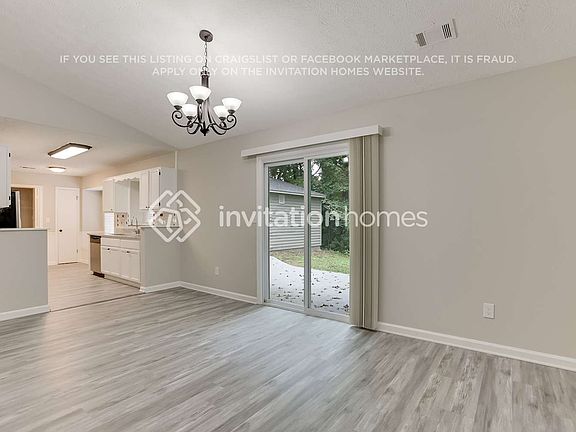 5th image of 3840 Greenbrook Dr