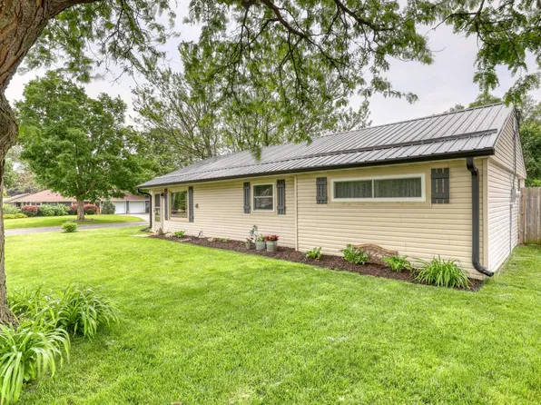 553 Oakland AVENUE, Mukwonago, WI 53149