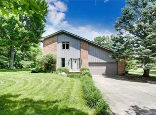 4981 Bath Rd, Dayton, OH 45424