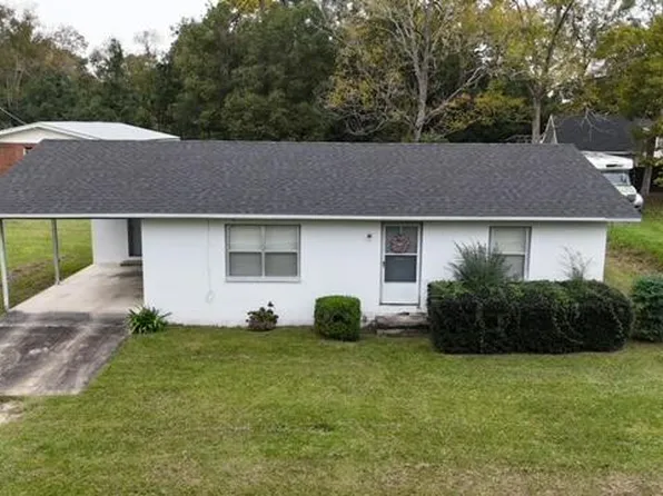 203 Hubbard St, Bonifay, FL 32425