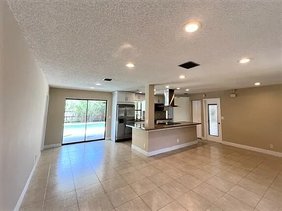 1455 Gallinule Dr — Photo 3