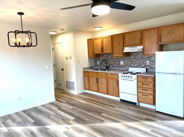 245 La Rue Ave APT 4