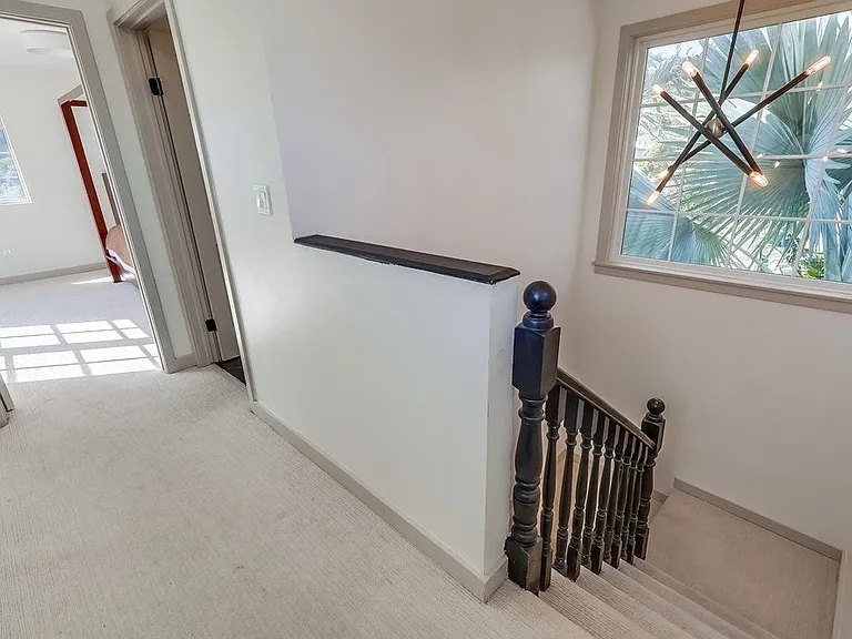 1341 W 21st St — Photo 19