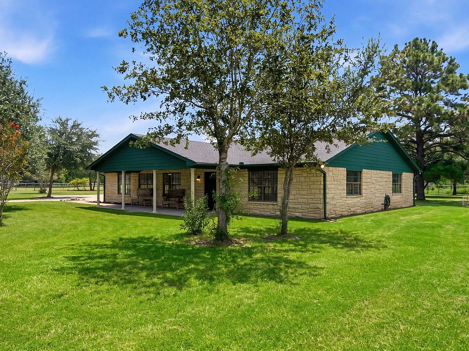 1st image of 2243 Green Meadows Dr
