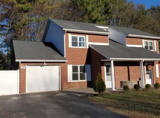 67 Werner Rd #B, Halfmoon, NY 12065