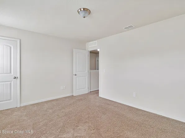 986 Aurelia Ave SE, Palm Bay, FL 32909