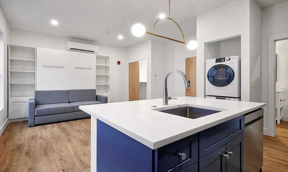 716 Cooper Ave #9