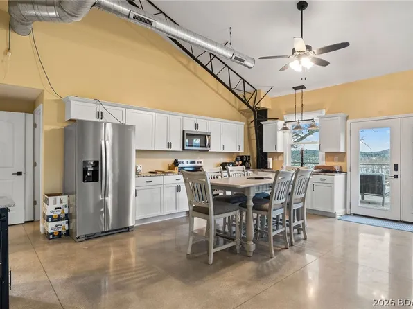 375 Admirals Point, Climax Springs, MO 65324