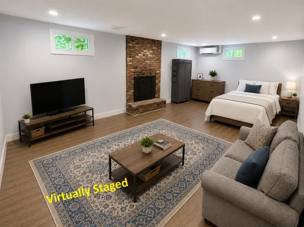 22 Kay St, Westborough, MA 01581