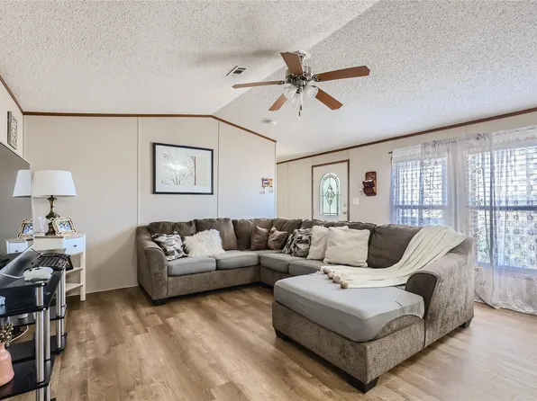137 Panorama Bay Ave, Del Valle, TX 78617