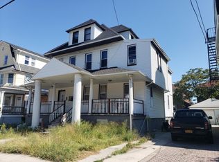172 Beach 119th St #2F, Rockaway Park, NY 11694