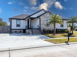 2013 Congressman Hebert Dr, Chalmette, LA 70043