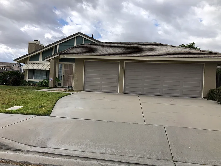 3142 W James St — Photo 24
