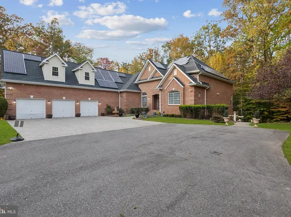 11470 Duley Station Rd, Upper Marlboro, MD 20772