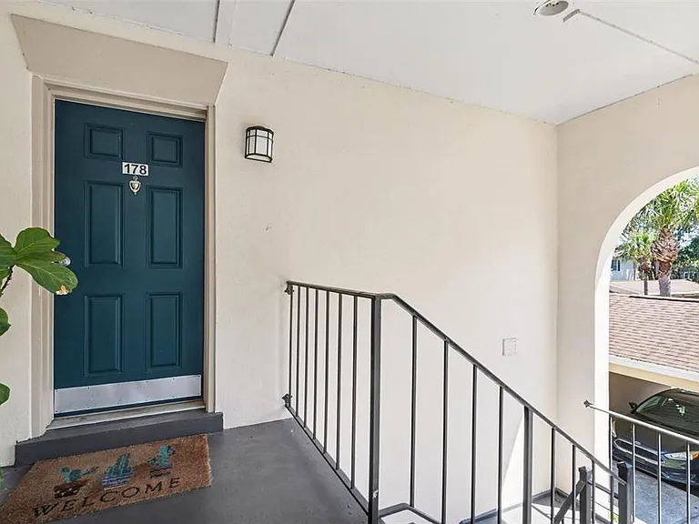 10346 Carrollwood Ln #178 — Photo 3