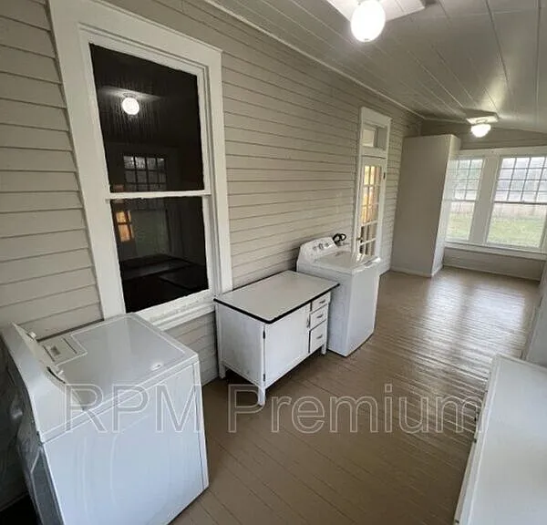 8222 Highway 955 E — Photo 43