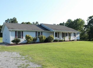 1130 Grays Chapel Rd, Southside, TN 37171