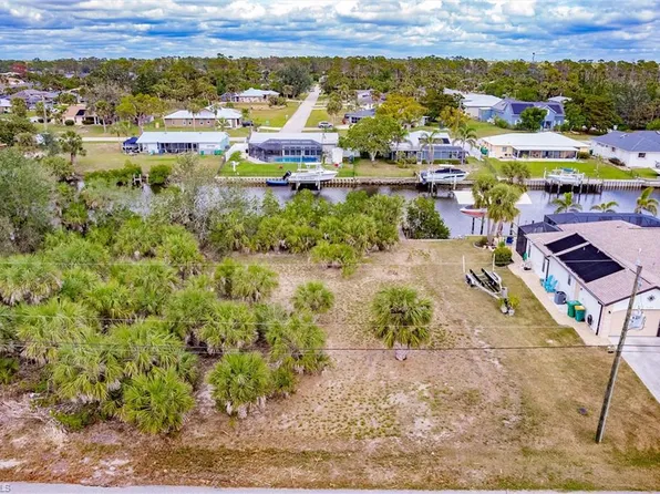 18286 Burkholder CIR, PORT CHARLOTTE, FL 33948