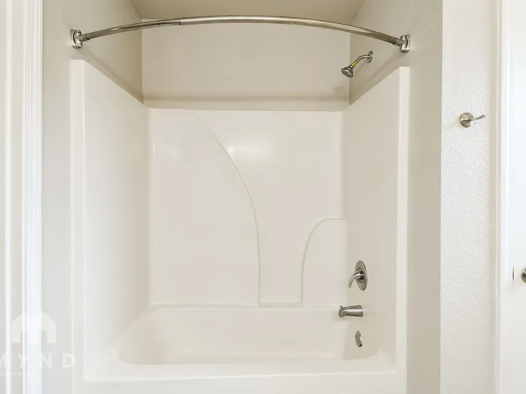 17 Bristol Dr — Photo 12