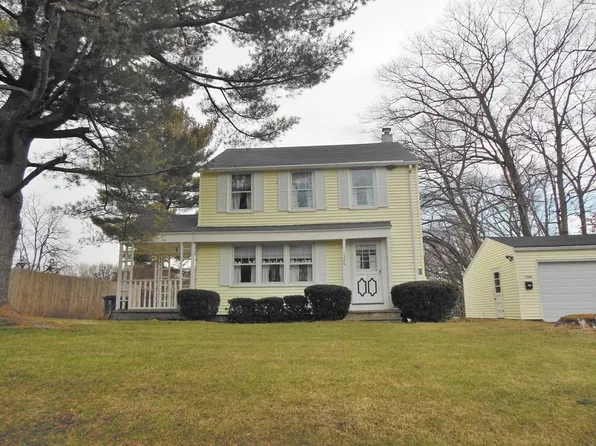 1386 Piper Rd, West Springfield, MA 01089