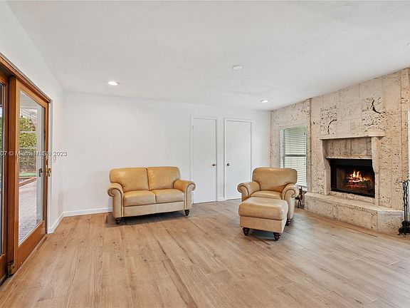 5th image of 8101 SW 151st St