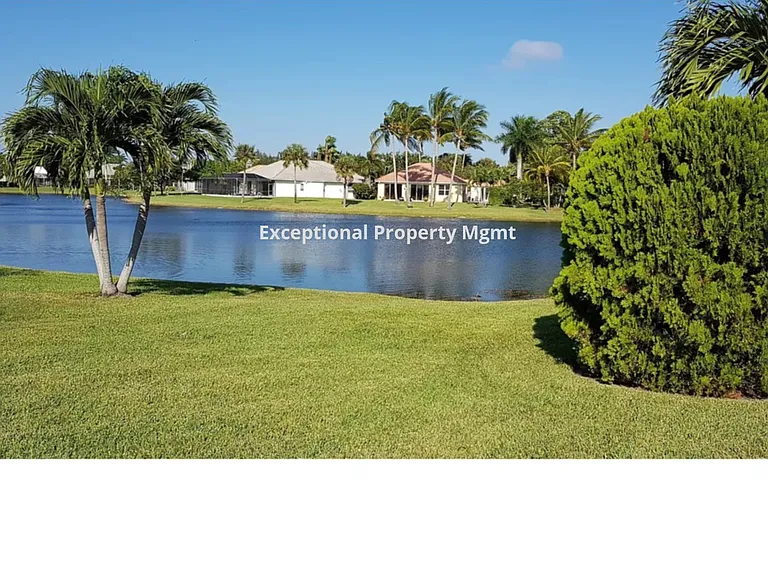 9789 Mar Largo Cir — Photo 4