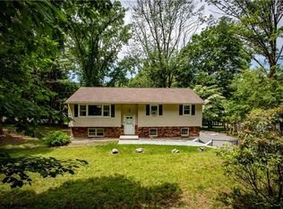9 Shindagen Hill Rd, Carmel, NY 10512