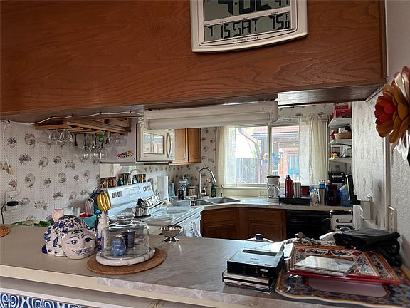 5th image of 502 Pine Trail Dr