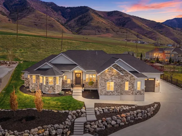 3426 N Sun Dancer Loop, North Logan, UT 84341
