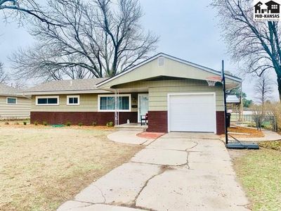1116 Eastmoor Dr, McPherson, KS, 67460