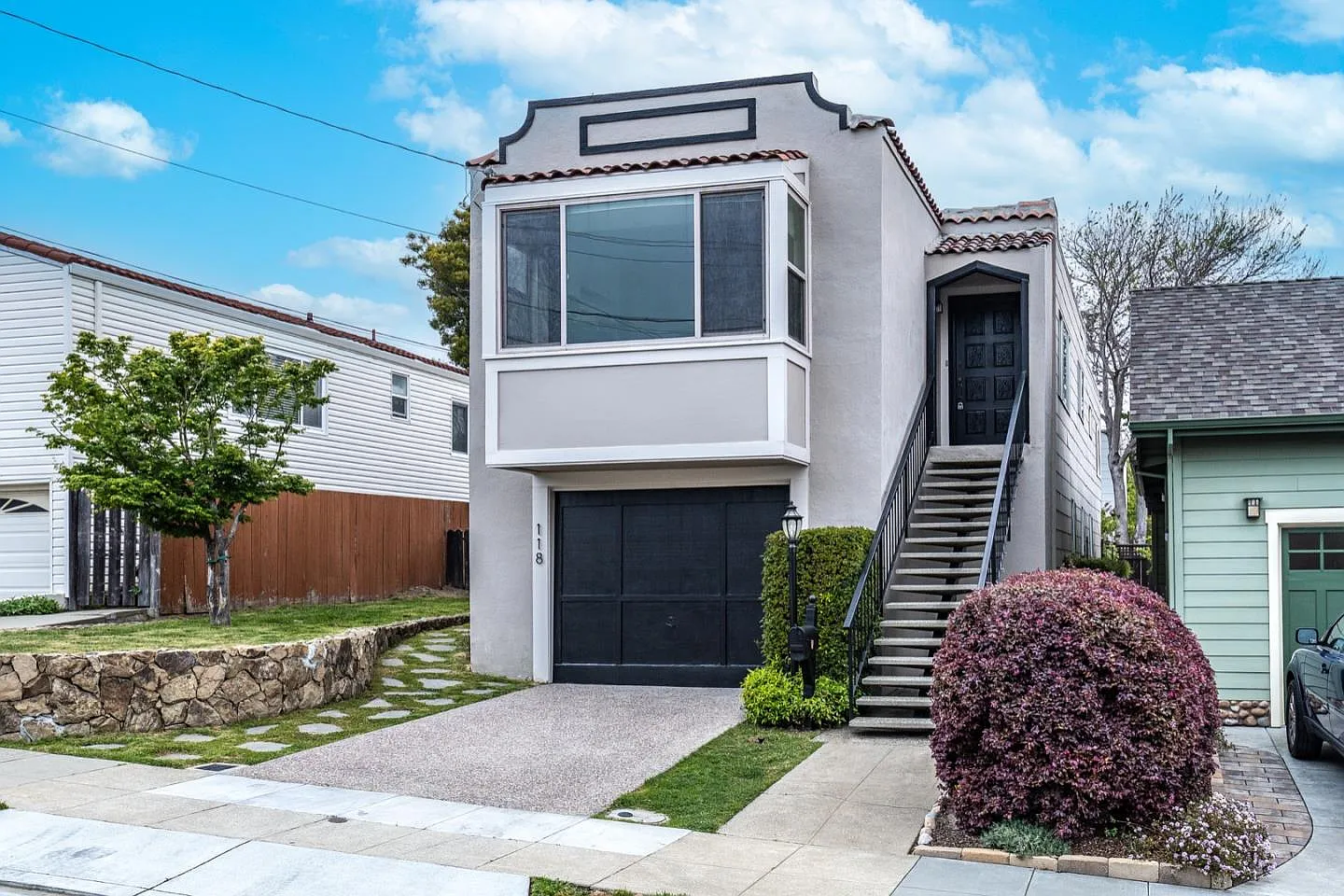 118 Acacia Ave photo 1