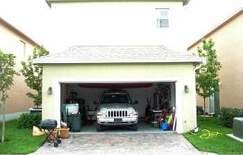4th image of 2148 SW Hyacinth St