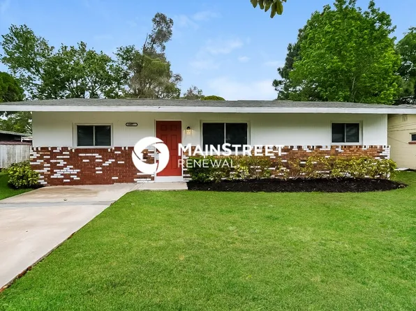 5957 McKee Lake Dr N, Saint Petersburg, FL 33709
