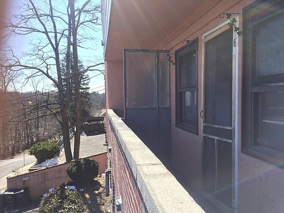 4th image of 177 Hale Ave